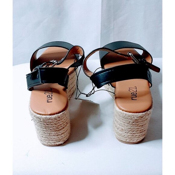 Rue 21 Women's Platform Sandals - Picture 5 of 5